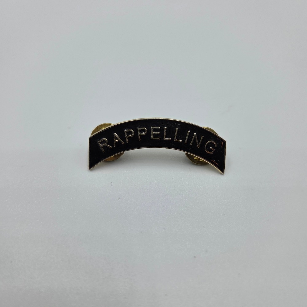JROTC Rappelling Arch Pin Tab Insignia Black Gold Tone Metal Uniform Badge 1.5"